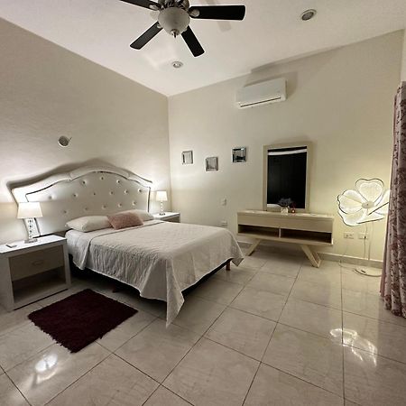 Casa Sasha'S Mini Palace Cancún Eksteriør billede